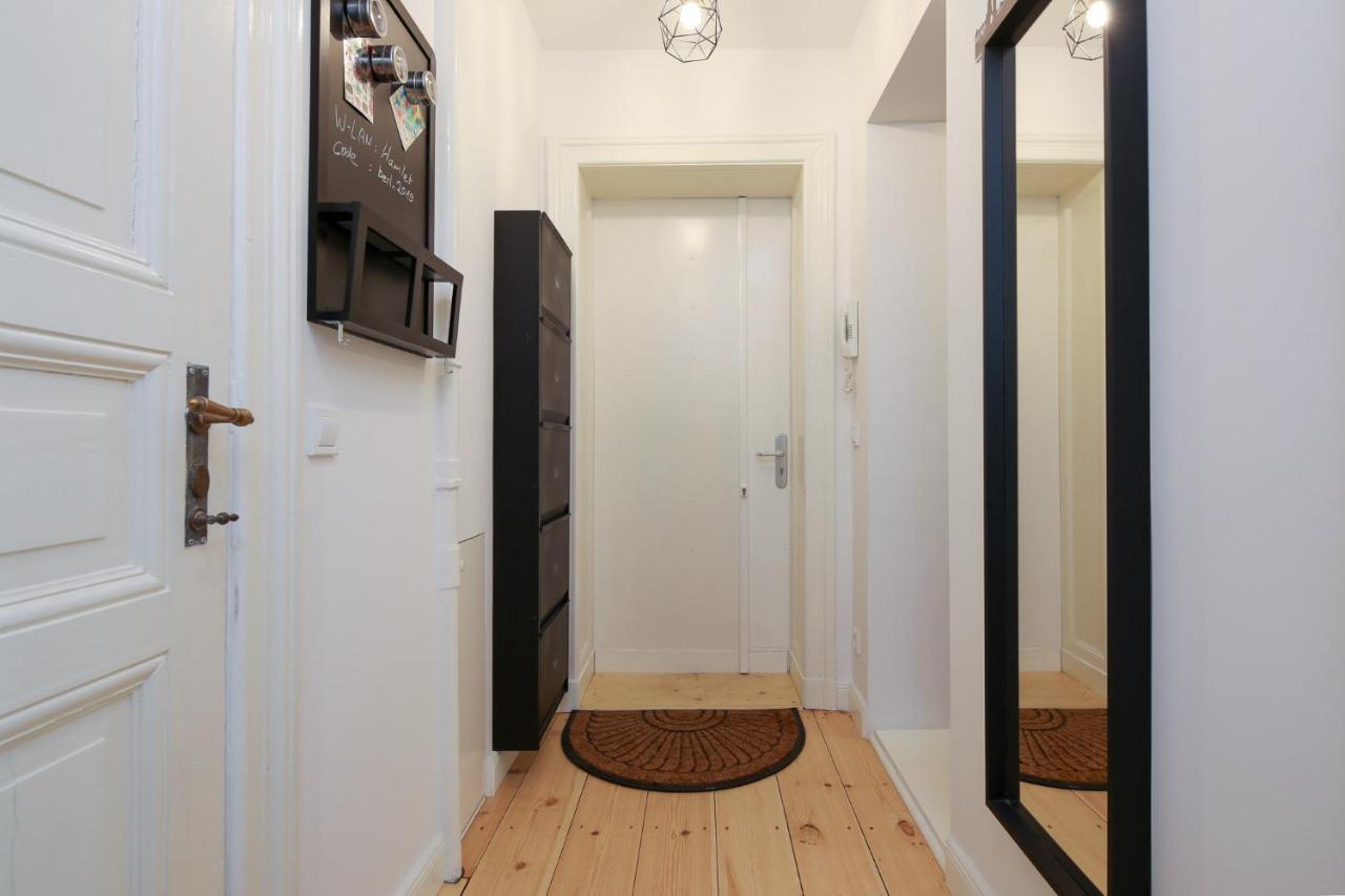 4 Personen Altbau Apartment Nahe Kurfuerstendamm - Romeo & Julia Berlin Extérieur photo